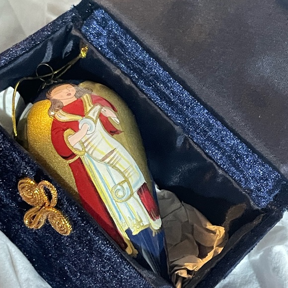 Li Bien 2000 Angel Ornament, Hand Painted Glass Blue Angel Ornament - Picture 6 of 7